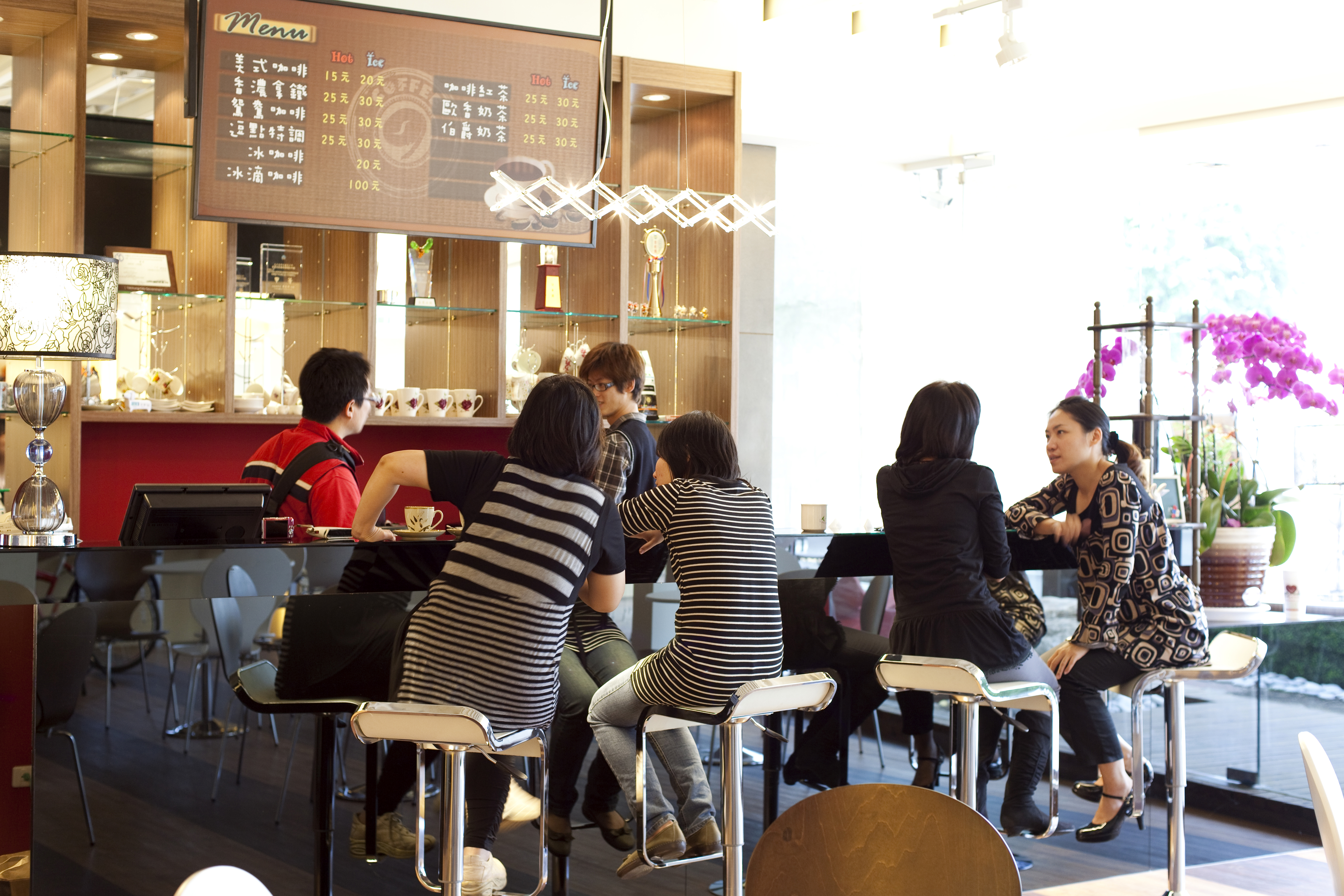 kyid Commercial office space content